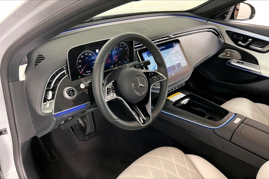 Used 2026 Mercedes-Benz E 350 4MATIC Sedan image 11
