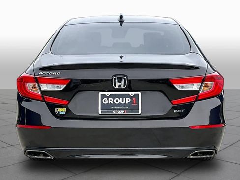 Used 2018 Honda Accord EX-L image 5