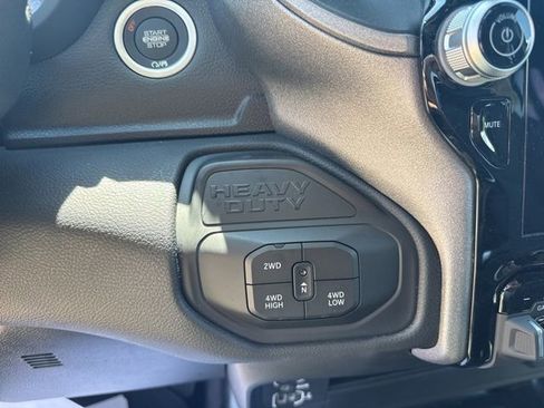 New 2026 RAM 2500 Tradesman AWD/4WD image 19