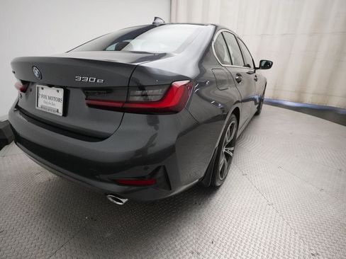 Used 2022 BMW 330e xDrive w/ Premium Package AWD/4WD image 13