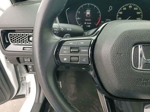 Used 2023 Honda Civic Sport image 17