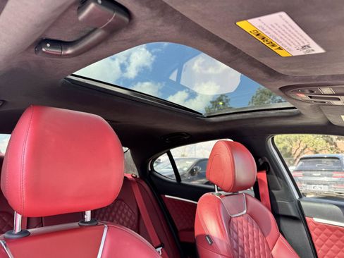 Used 2024 Genesis G70 3.3T Advanced w/ Sport Prestige Package image 30