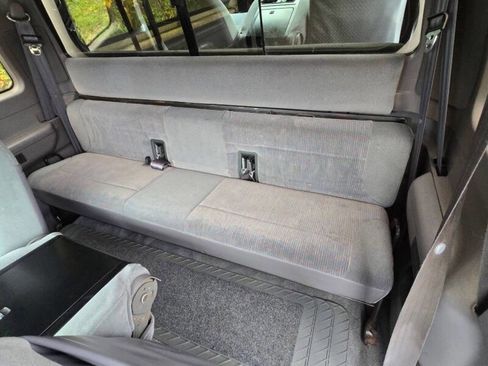 Used 1996 Ford F250 XLT image 14