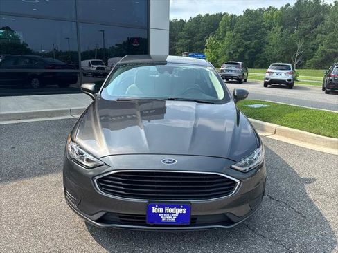 Used 2020 Ford Fusion S FWD image 2