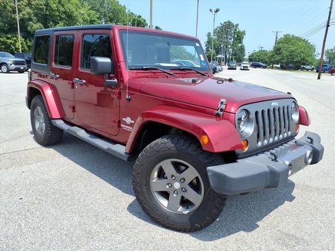 Used 2012 Jeep Wrangler Unlimited Sport AWD/4WD image 2