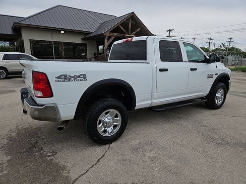 Used 2018 RAM 2500 Tradesman w/ Chrome Appearance Group AWD/4WD image 8