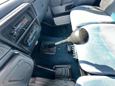 Used 1990 Ford F350 4x4 Crew Cab image 25