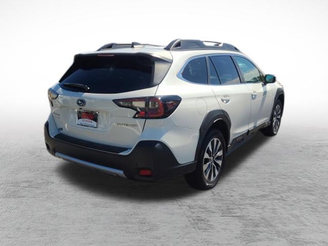 Used 2023 Subaru Outback Limited AWD/4WD image 7