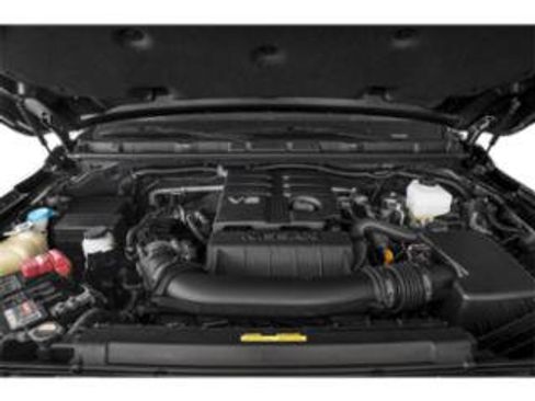 Used 2022 Nissan Frontier PRO-4X AWD/4WD image 7