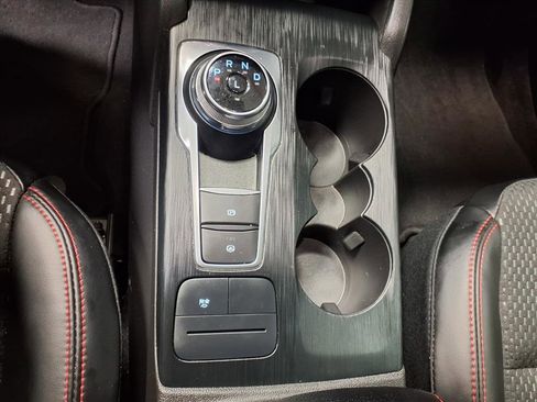 Used 2024 Ford Escape ST-Line w/ Equipment Group 301A image 18