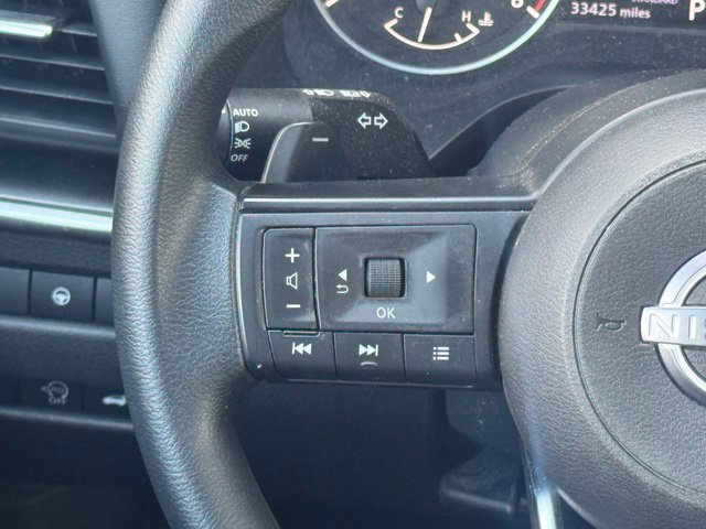 Used 2024 Nissan Rogue SV FWD image 10