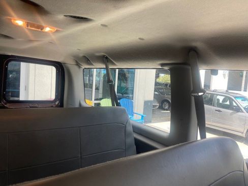 Used 2006 Ford E-150 and Econoline 150 Wagon image 73