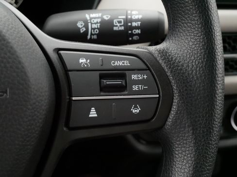 Certified 2026 Honda HR-V LX image 26