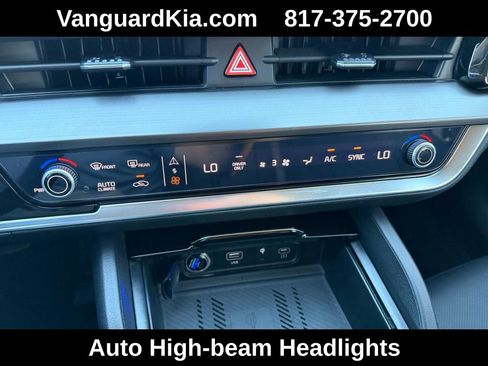 Used 2024 Kia Sportage EX w/ EX Premium Package image 22