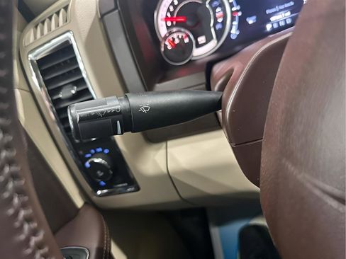 Used 2016 RAM 1500 Laramie w/ Convenience Group AWD/4WD image 13