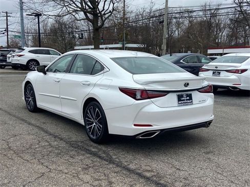Used 2023 Lexus ES 350 w/ Premium Package image 7