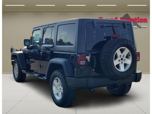 Used 2013 Jeep Wrangler Unlimited Sport AWD/4WD image 4