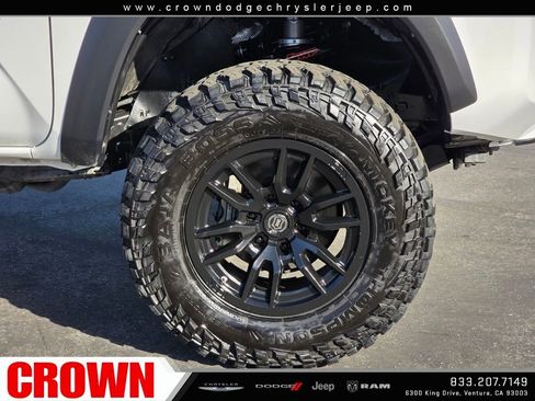 Used 2023 Toyota Tacoma TRD Off-Road image 8