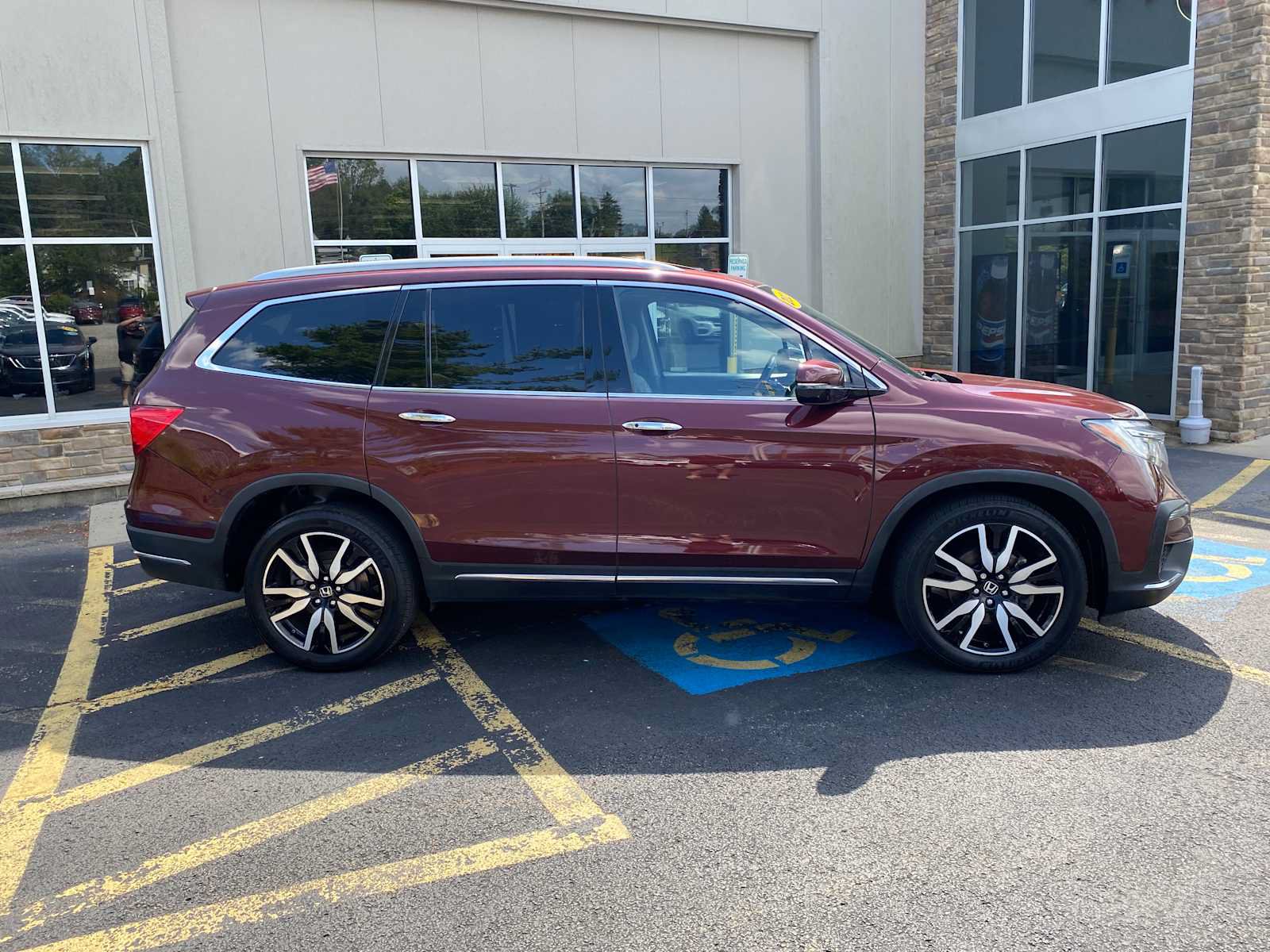 Used 2021 Honda Pilot Elite image 16
