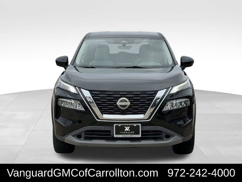 Used 2023 Nissan Rogue SV FWD image 3
