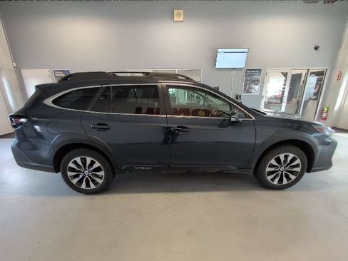 Used 2024 Subaru Outback Limited AWD/4WD image 6