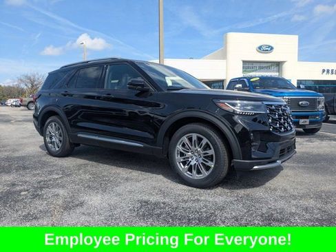 New 2026 Ford Explorer Platinum RWD image 3