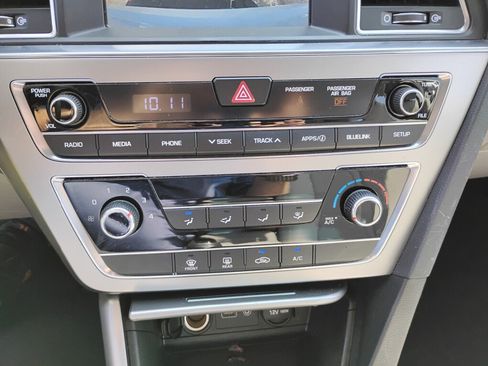 Used 2016 Hyundai Sonata SE FWD image 20