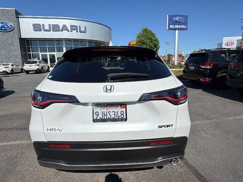 Used 2024 Honda HR-V Sport image 5