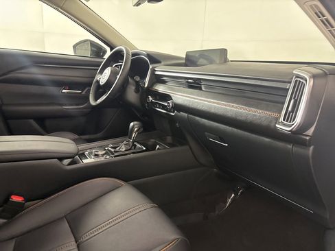 Used 2025 MAZDA CX-50 AWD 2.5 S w/ Premium Plus Pkg image 28