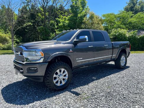 Used 2019 RAM 2500 Limited AWD/4WD image 3