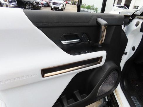 New 2025 GMC Hummer EV 3X w/ Battery Pack, 24 Module Pack AWD/4WD image 28