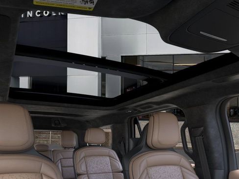 New 2026 Lincoln Navigator Black Label AWD/4WD image 22