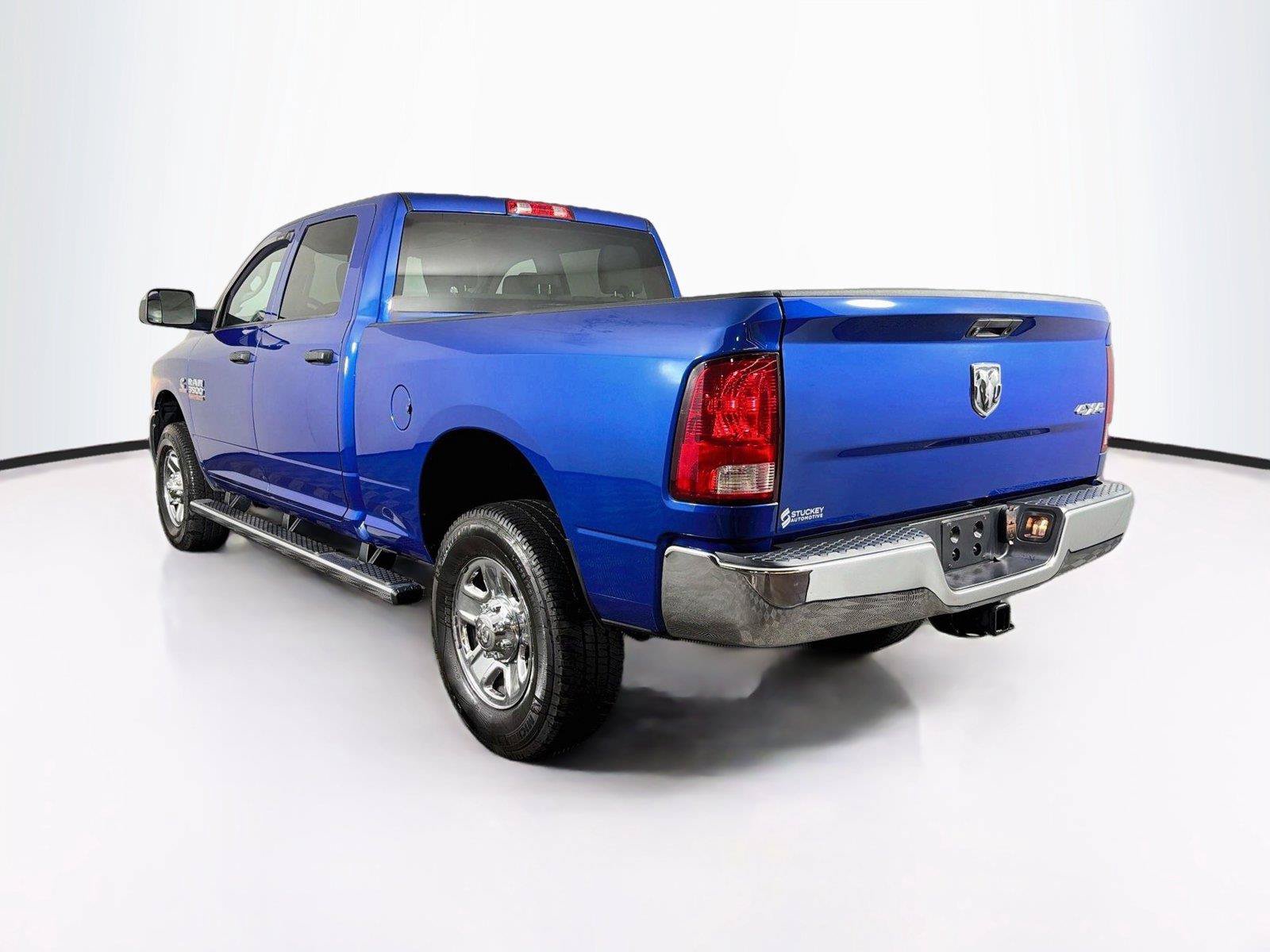 Used 2018 RAM 3500 Tradesman w/ Chrome Appearance Group AWD/4WD image 9