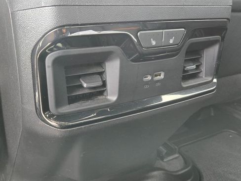 Used 2023 GMC Sierra 1500 AT4 w/ AT4 Premium Package AWD/4WD image 14