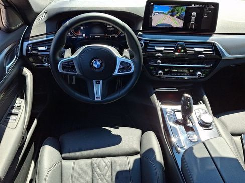 Used 2023 BMW 540i w/ M Sport Package RWD image 12
