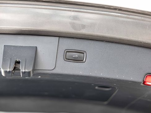 Used 2021 Porsche Cayenne E-Hybrid image 19