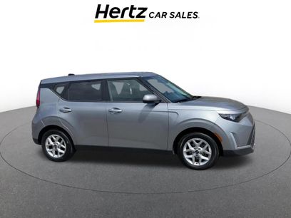 Used 2025 Kia Soul LX w/ LX Technology Package