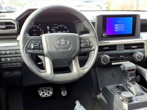 New 2025 Toyota Tacoma TRD Sport image 7