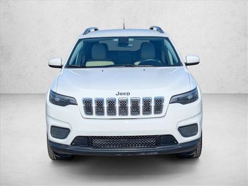 Used 2020 Jeep Cherokee Latitude image 2