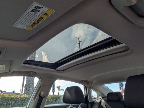 Used 2023 Honda Civic EX image 6