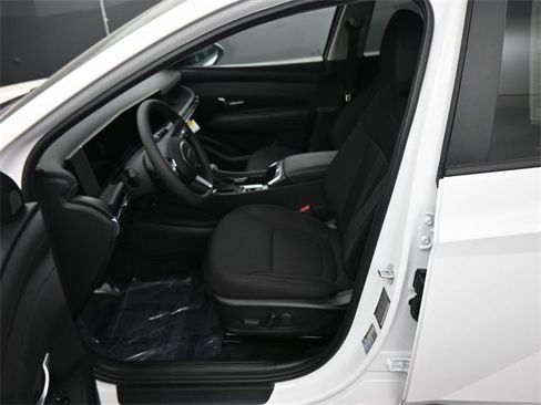 New 2026 Hyundai Tucson SEL image 11