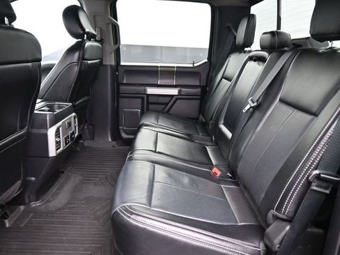 Used 2020 Ford F250 Lariat w/ Chrome Package image 11