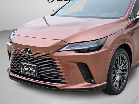 Used 2023 Lexus RX 350 w/ Cold Area Package AWD/4WD image 34