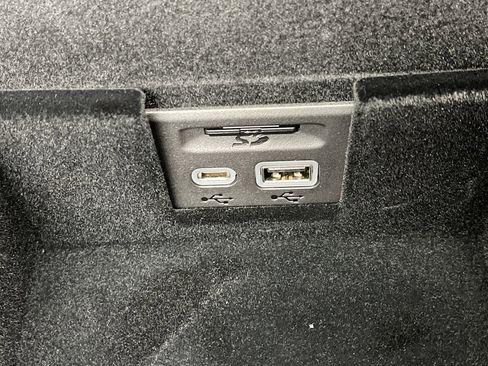 Certified 2024 Cadillac XT5 Premium Luxury image 27