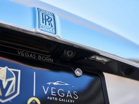 Used 2020 Rolls-Royce Wraith image 28