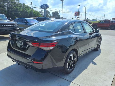 Used 2024 Nissan Sentra SV FWD image 5