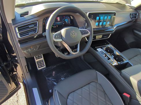 New 2026 Volkswagen Atlas SEL Premium R-Line AWD/4WD image 11