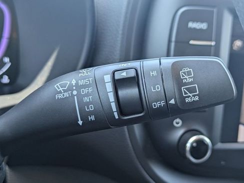 Used 2025 Kia Soul LX FWD image 26