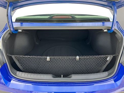 New 2025 Hyundai Elantra SEL image 9