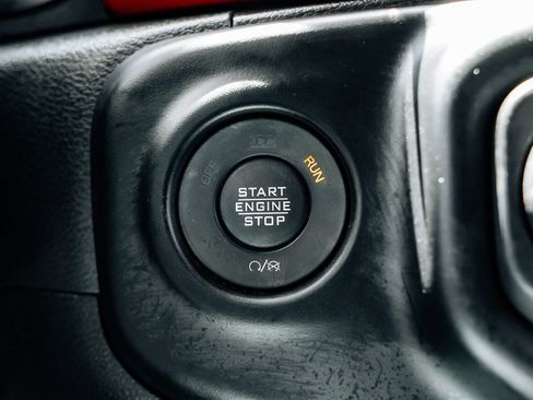 Used 2021 Jeep Wrangler Unlimited Rubicon AWD/4WD image 33